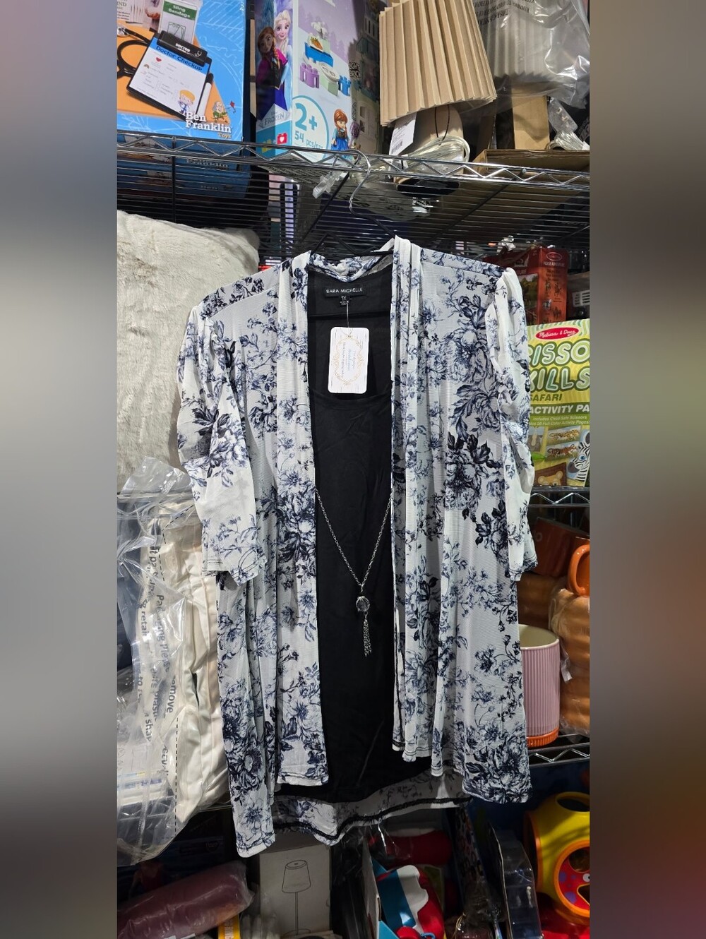 New 1X Sara Michelle White & Black Floral Shirt Kimono Combo